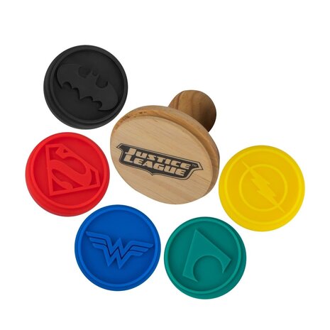 Cinereplicas DC Comics: Justice League - Set of 5 Logo Cookie Stamps Cinereplicas DC Comics: Justice League - Set of 5 Logo Cookie Stamps