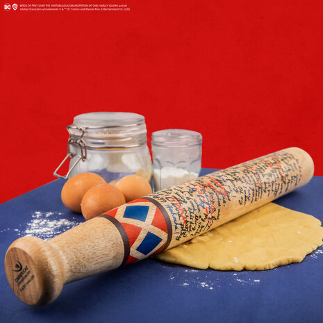 Cinereplicas DC Comics: Harley Quinn Baseball Bat Rolling Pin Cinereplicas DC Comics: Harley Quinn Baseball Bat Rolling Pin