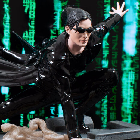 DIAMOND SELECT TOYS The Matrix Gallery: Trinity PVC Statue DIAMOND SELECT TOYS The Matrix Gallery: Trinity PVC Statue