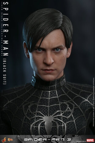 Marvel: Spider-Man 3 - Spider-Man Black Suit 1:6 Scale Figure Marvel: Spider-Man 3 - Spider-Man Black Suit 1:6 Scale Figure