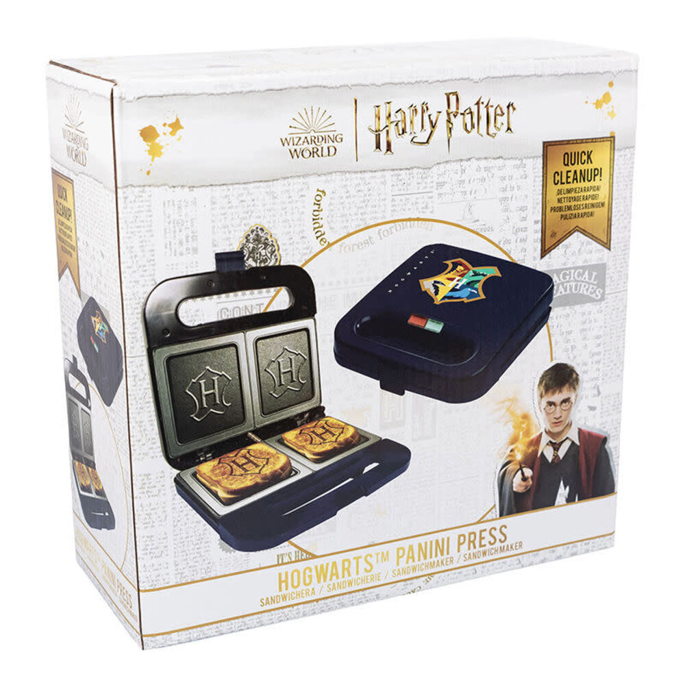 Uncanny Brands Harry Potter: Hogwarts Checkmate Sandwich Maker Uncanny Brands Harry Potter: Hogwarts Checkmate Sandwich Maker