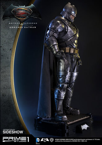 Prime 1 Studio DISPLAY MODEL: DC Comics: Armored Batman - 1:2 Scale Polystone Statue Prime 1 Studio DISPLAY MODEL: DC Comics: Armored Batman - 1:2 Scale Polystone Statue