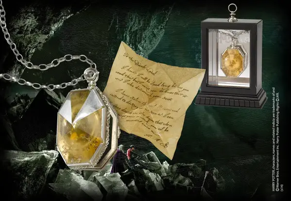 The Noble Collection Harry Potter: The Locket from the Cave The Noble Collection Harry Potter: The Locket from the Cave