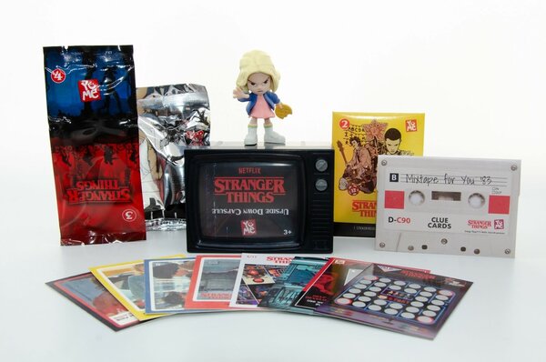 YuMe Toys Stranger Things: Surprise Capsules (Prix par Pièce) YuMe Toys Stranger Things: Surprise Capsules (Prix par Pièce)