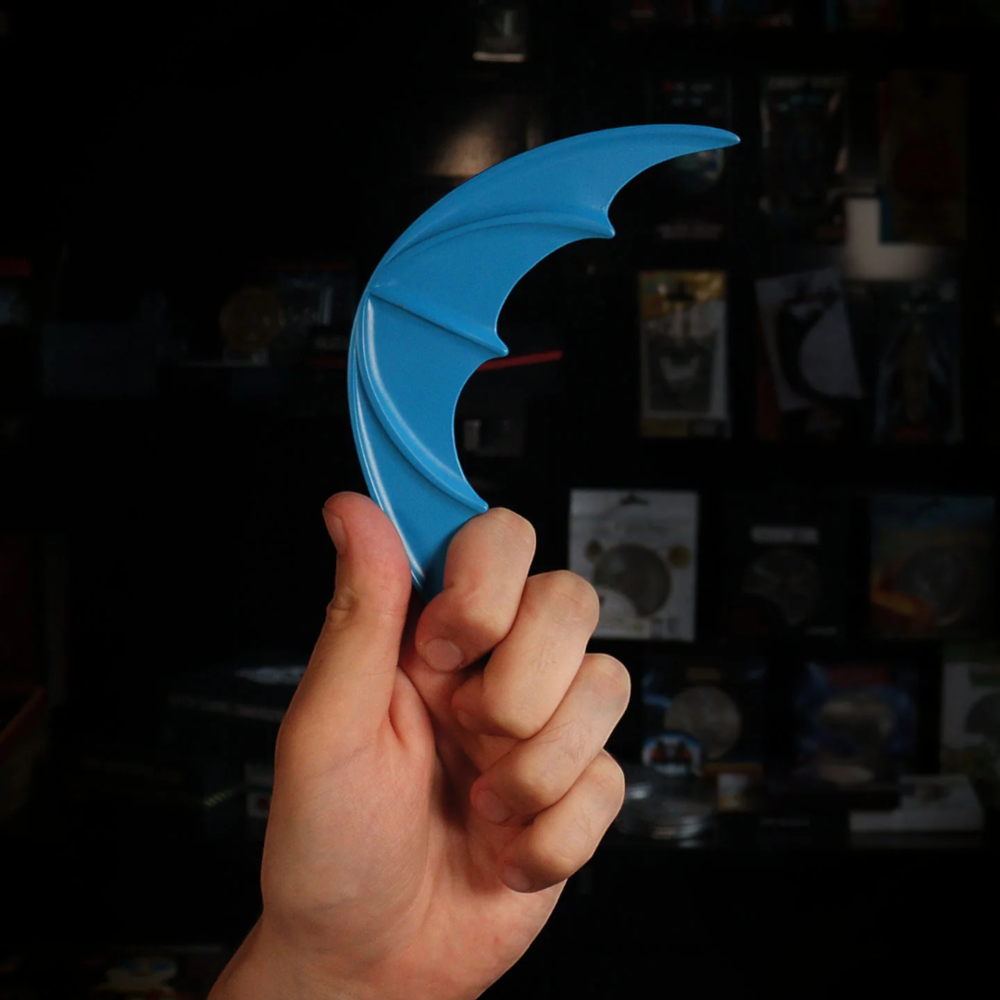 DC Comics Batman Limited Edition Replica Batarang DC Comics Batman Limited Edition Replica Batarang