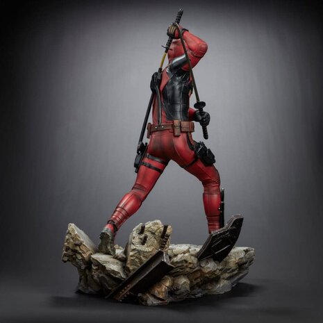 Iron Studios Deadpool 3 Legacy Replica Statue 1/4 Deadpool 58 cm Iron Studios Deadpool 3 Legacy Replica Statue 1/4 Deadpool 58 cm