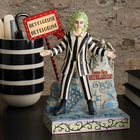 enesco Beetlejuice LED Figurine enesco Beetlejuice LED Figurine