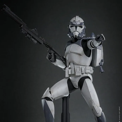 Star Wars The Clone Wars Action Figure 1/6 104th Battalion Wolfpack Clone Trooper Deluxe Version 30 cm Star Wars The Clone Wars Action Figure 1/6 104th Battalion Wolfpack Clone Trooper Deluxe Version 30 cm
