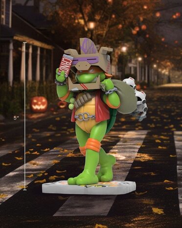 NECA Teenage Mutant Ninja Turtles Figure Remixx Michelangelo Cowa-BOO-nga! Edition NECA Teenage Mutant Ninja Turtles Figure Remixx Michelangelo Cowa-BOO-nga! Edition