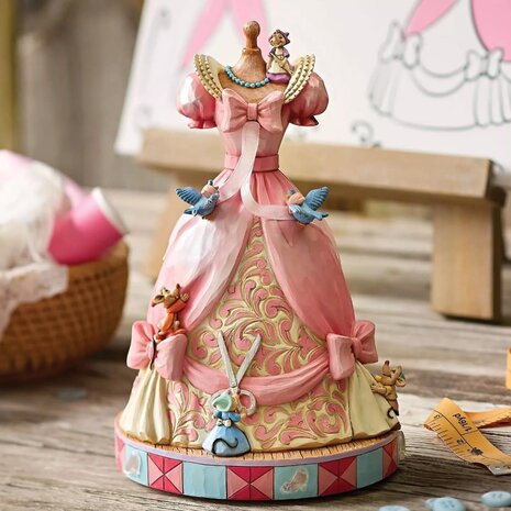 Disney Traditions A Dress for Cinderelly (Cinderella's Dress Musical Figurine) Disney Traditions A Dress for Cinderelly (Cinderella's Dress Musical Figurine)