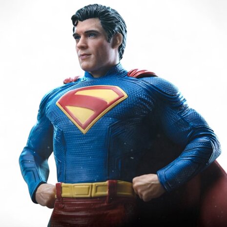 Iron Studios Superman Legacy Art Scale Statue 1/10 Superman & Krypto Iron Studios Superman Legacy Art Scale Statue 1/10 Superman & Krypto