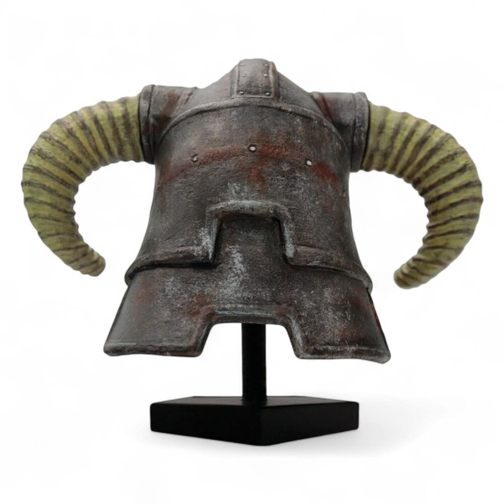 The Elder Scrolls Skyrim Replica Dragonborn Helmet Limited Edition The Elder Scrolls Skyrim Replica Dragonborn Helmet Limited Edition