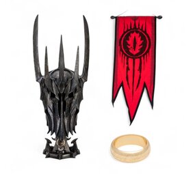 United Cutlery Lord of the Rings Museum Collection Replica 1/1 War Helm of Sauron 76 cm