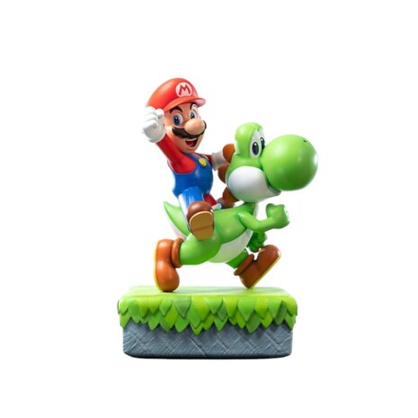 First 4 Figures Super Mario Statue Mario & Yoshi First 4 Figures Super Mario Statue Mario & Yoshi