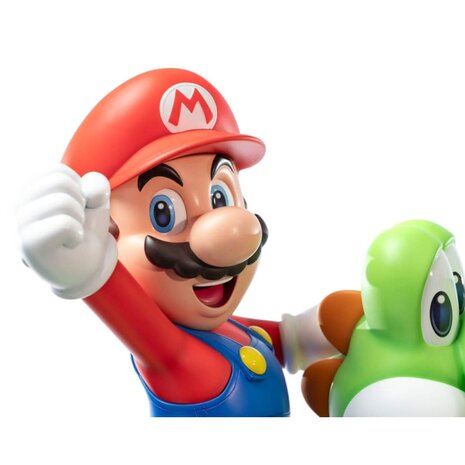 First 4 Figures Super Mario Statue Mario & Yoshi First 4 Figures Super Mario Statue Mario & Yoshi