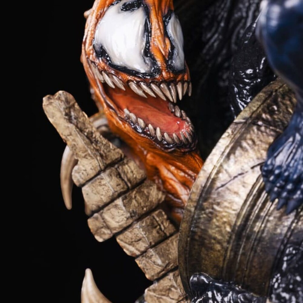 Premium Collectible Studios Marvel Life-Size Bust Venom Deluxe Edition Premium Collectible Studios Marvel Life-Size Bust Venom Deluxe Edition