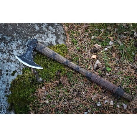 Vikings - Axe of Ragnar Lothbrok - Handforged Vikings - Axe of Ragnar Lothbrok - Handforged