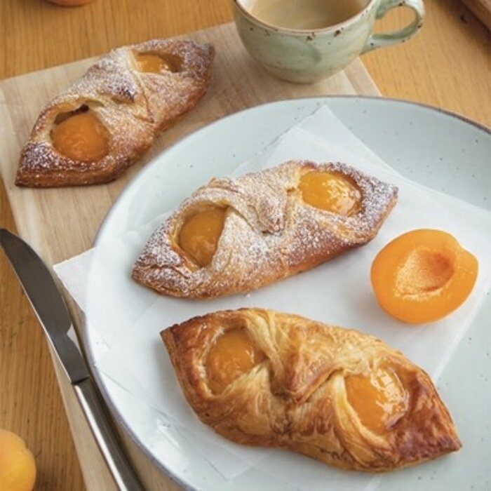 Fresh Bakery Flat Apricot Croissant - 130g