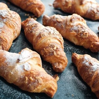 Fresh Bakery Almond Croissant - 95g