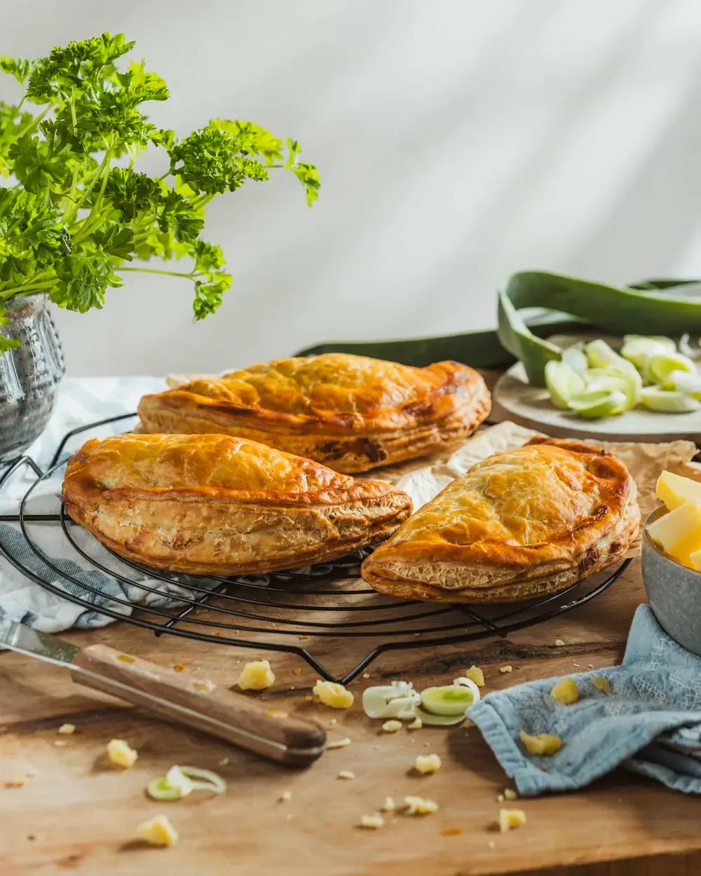 Fresh Bakery Cheese & Onion Pasty - 283g