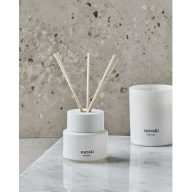 Meraki diffuser, fresh linen
