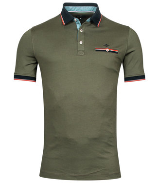 Baileys polo olijfgroen climbing ivy green borstzak