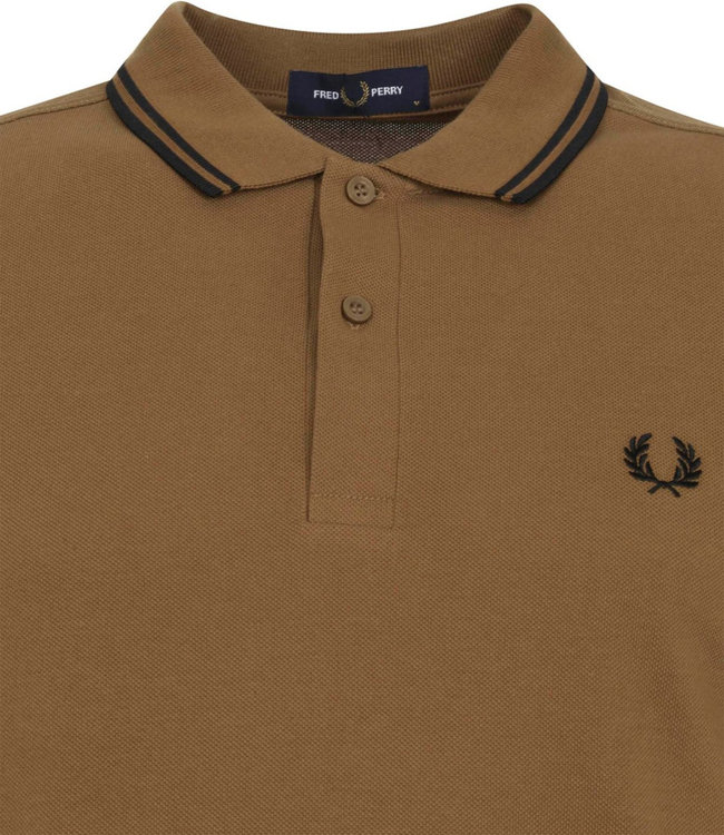 Fred Perry M3600 P96 Twin Tipped polo bruin met zwart Fred Perry logo