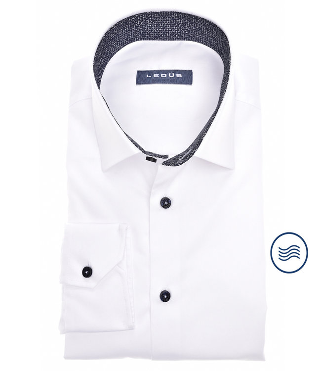 overhemd modern fit wit donkerblauwe knopen