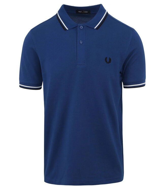 Fred Perry M3600 kleur R31 Twin Tipped polo kobaltblauw met donkerblauw logo
