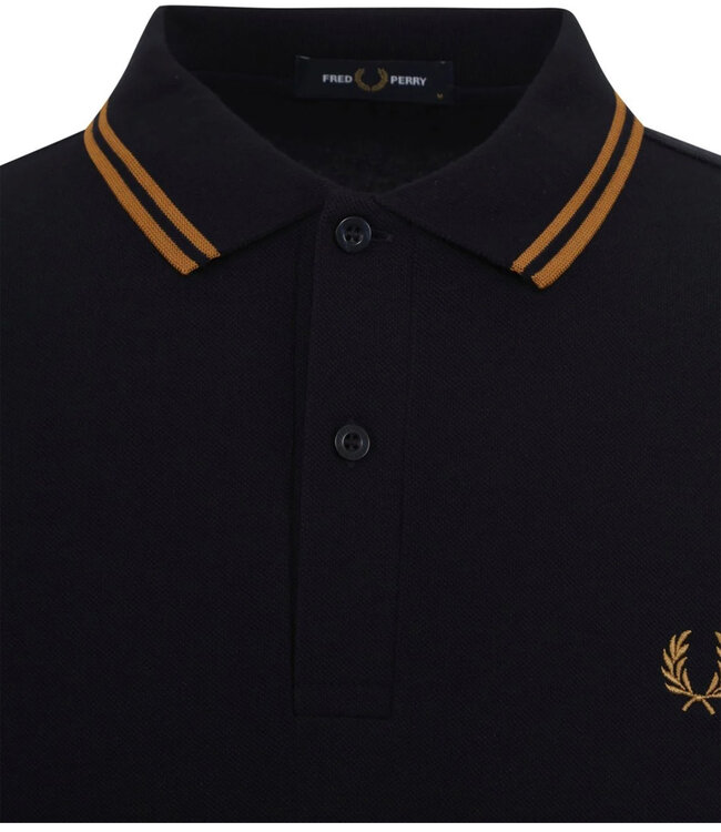 Fred Perry M3600 R63 Twin Tipped polo donkerblauw met camel bruin logo