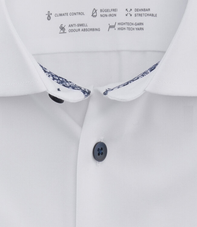 Olymp 1336 39 00 strijkvrij overhemd wit stretch met donkerblauwe knopen mouwlengte 7