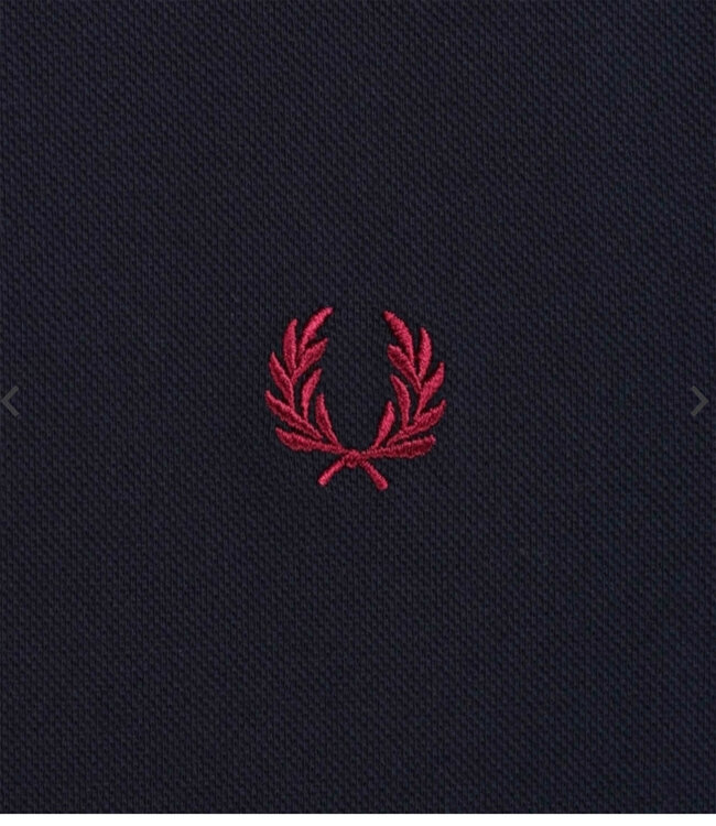 Fred Perry M3636 T55 Twin Tipped polo lange mouw donkerblauw met bordeaux rood logo