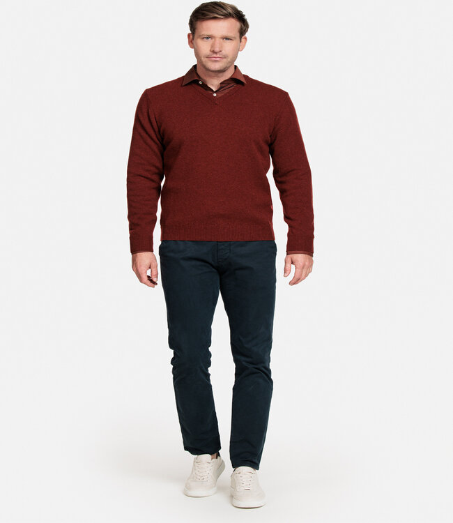 320011-380 rood stone red v-hals heren trui 100 procent Scottish Lamswol