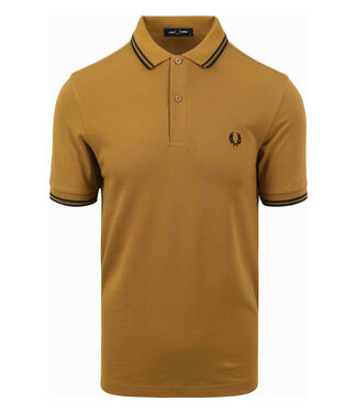 Fred Perry Twin Tipped polo donker caramel met zwart Fred Perry logo