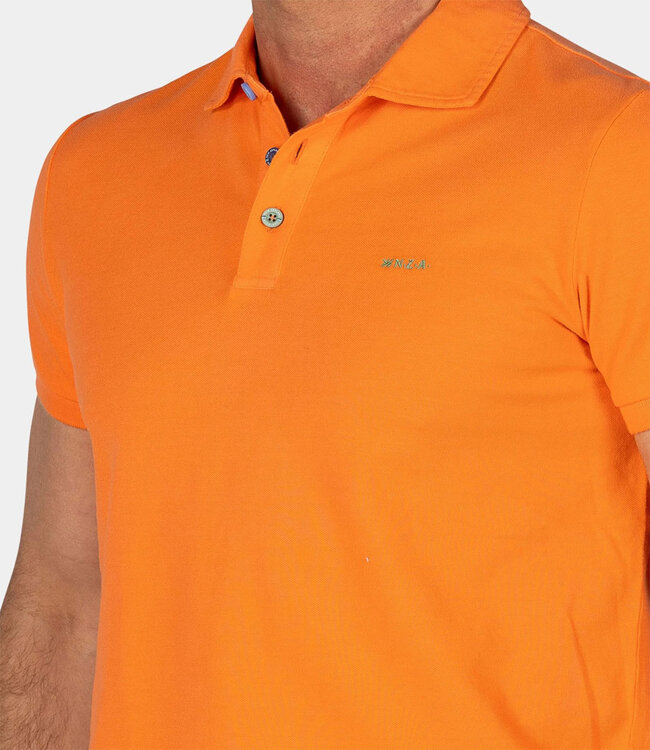 New Zealand Auckland Limited Edition Peter 25CN150 1317 polo soft tagarine oranje