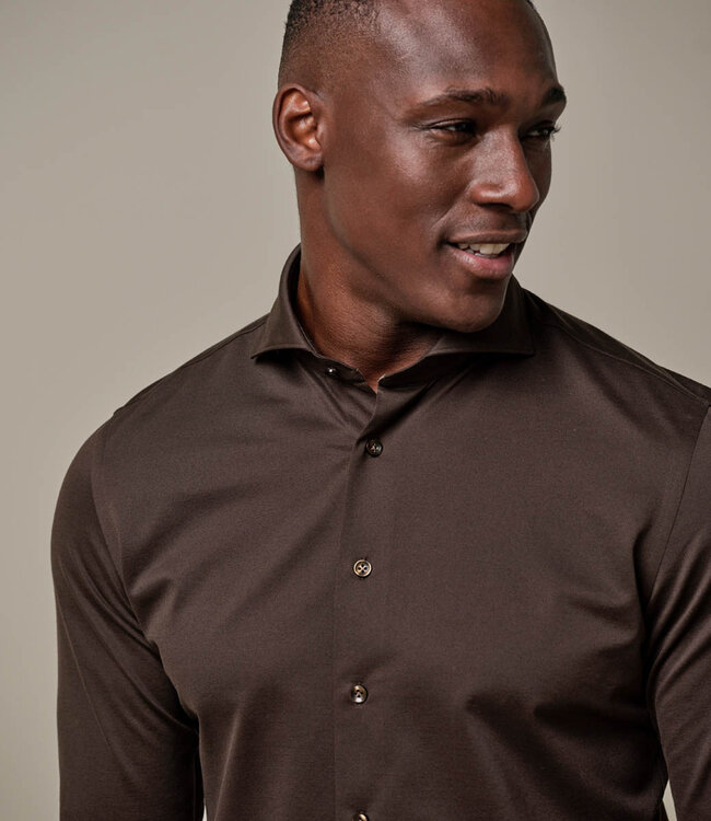 Profuomo PPWH30026E slim fit overhemd japanese knitted donkerbruin dark brown met donkerbruine knopen 1knoops cut away