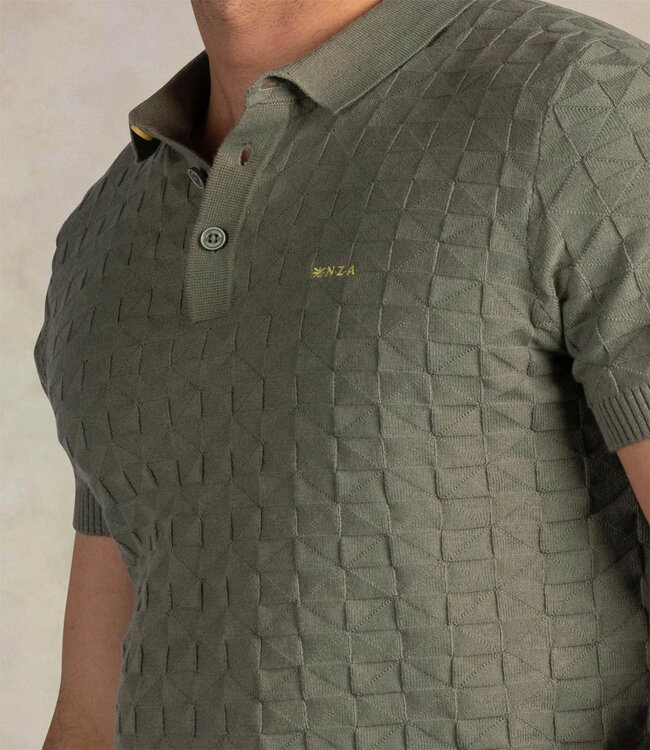 New Zealand Auckland 26BN183 1767 gebreide polo structuur olijfgroen light fern