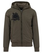 Windjacke mit Kapuze und Karpfenmuster auf der Brust