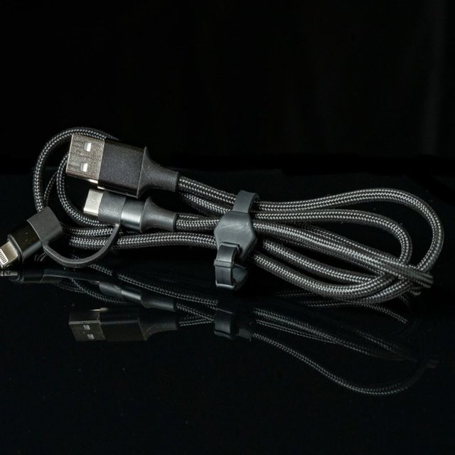 Powertech 2 in 1 Ladekabel