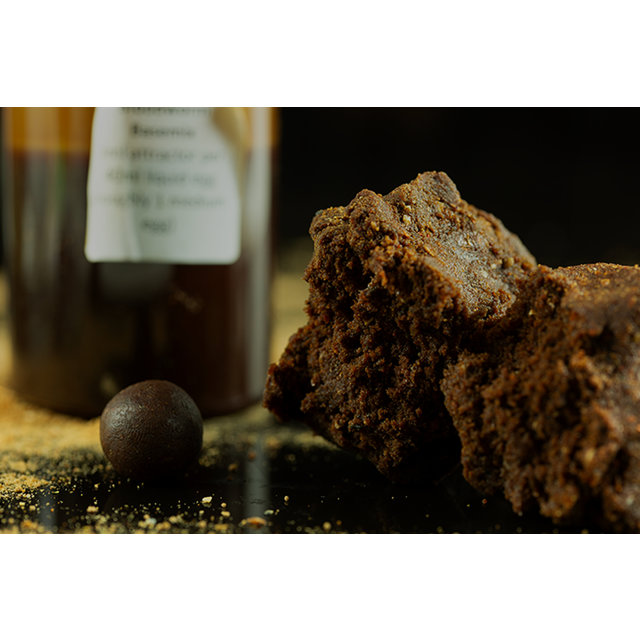 Esche appiccicose Bloodworm Basemix 5kg