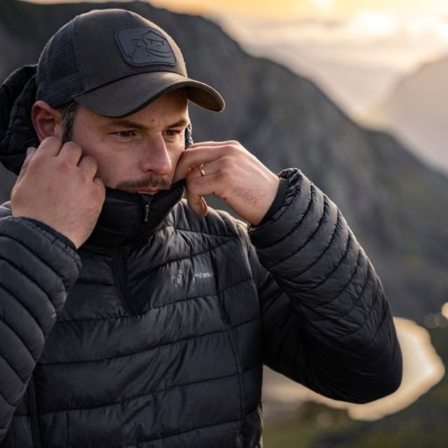 RidgeMonkey APEarel K2XP Compact Coat Black