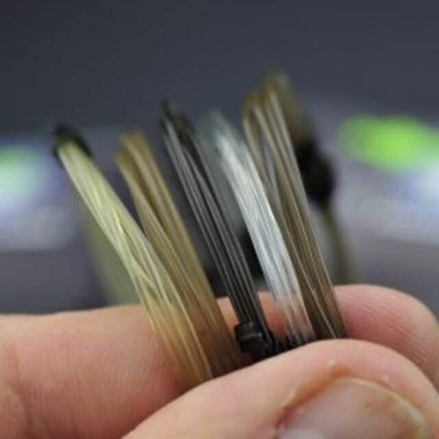 Korda Dark Matter Leader Taille 8 Anneau Émerillon 1m