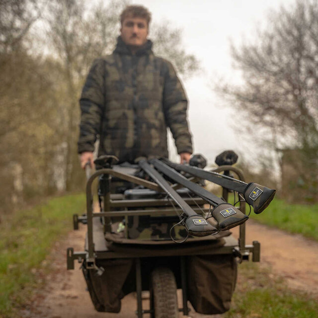 TOP CON PUNTA ELASTICIZZATA AVID CAMO