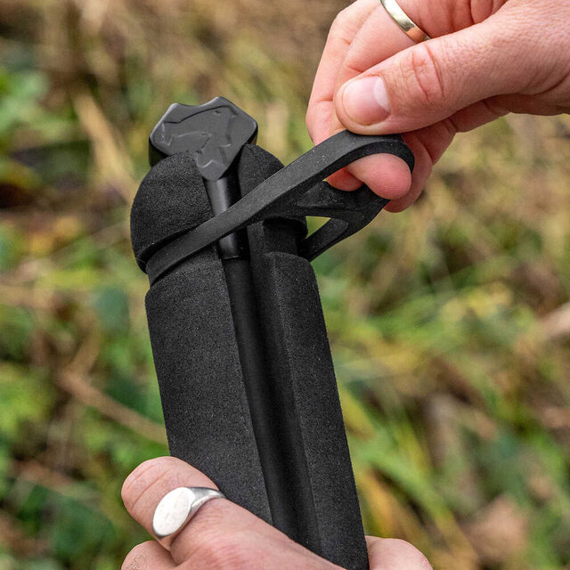 AVID GALLEGGIANTE DELLA RETE CAPTIVE