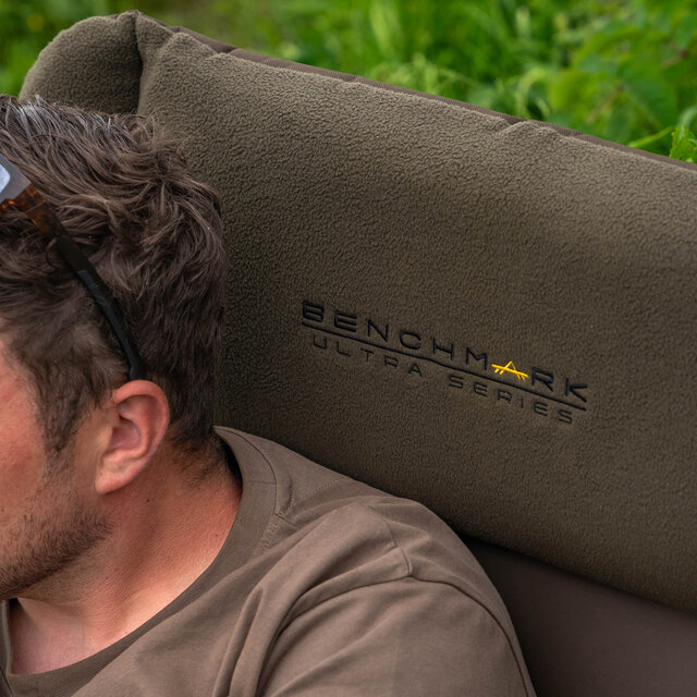 Avid Carp Benchmark Ultra Cosy Chair