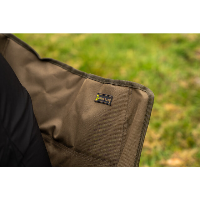 Avid Carp Revolve lav stol