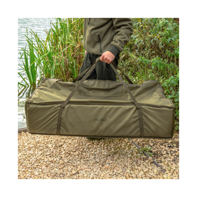 Cuna para carpas Avid Carp Revolve