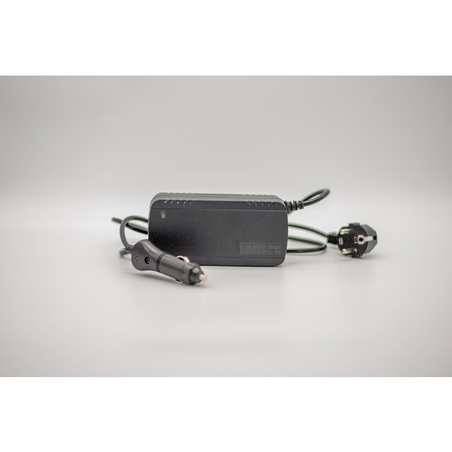 Voltacase charger 12V 5A