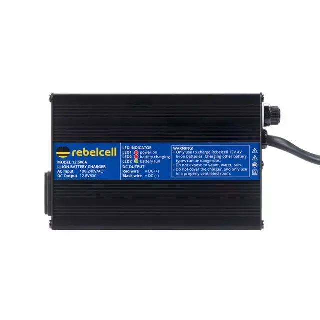Caricabatterie per batterie al litio Rebelcell da 12,6 Volt 6 A