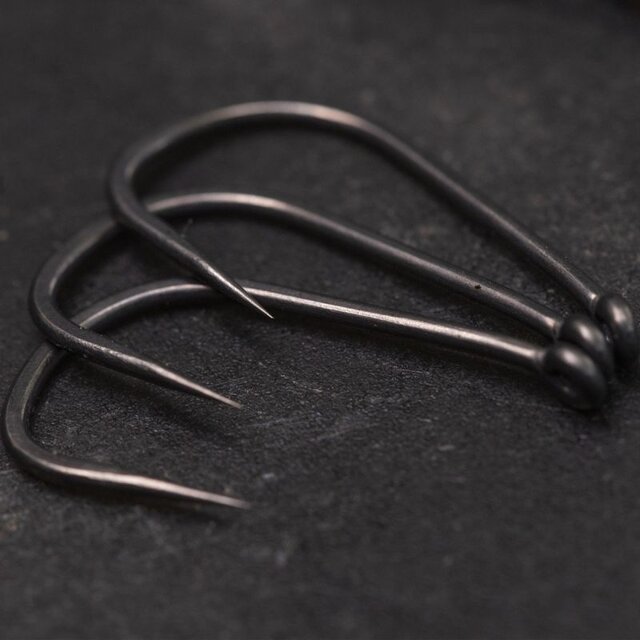Korda Straight Point Barbed